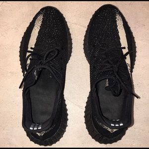 Yeezy 350 Oreos